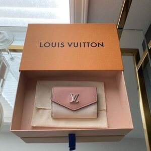Louis Vuitton Leather Wallet